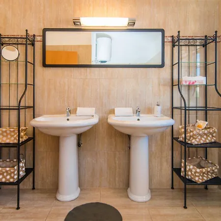 Boutique In With Private Swimming Pool *